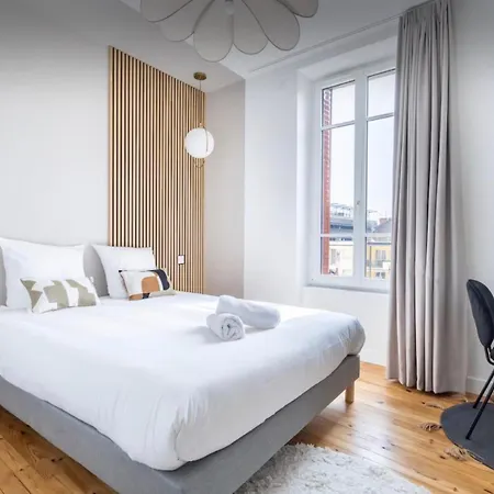 Le Clairmont - T3 Spacieux Et Lumineux Appartamento Clermont-Ferrand