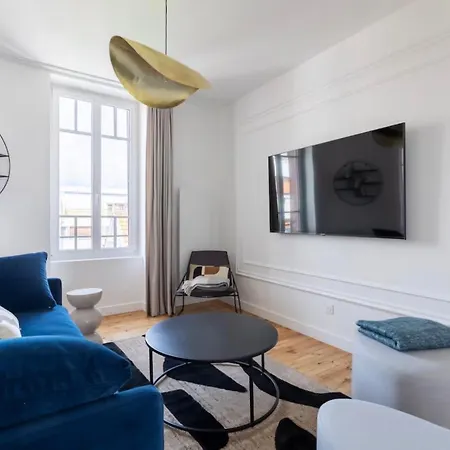 Le Clairmont - T3 Spacieux Et Lumineux Apartment